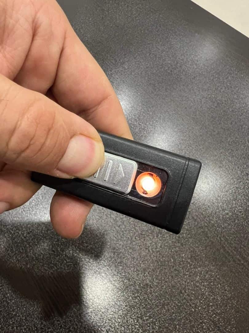فندک و چراغ قوه شارژی Lighter 3 فندک و چراغ قوه شارژی Lighter
