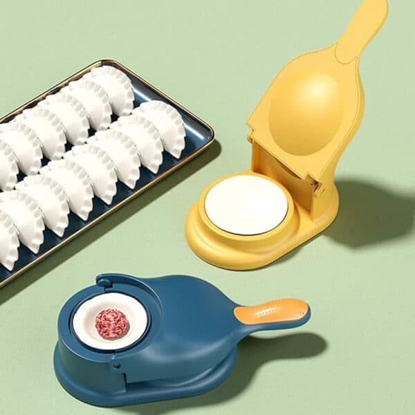 پیراشکی و سمبوسه زن دو کاره پیراشکی و سمبوسه زن دو کاره