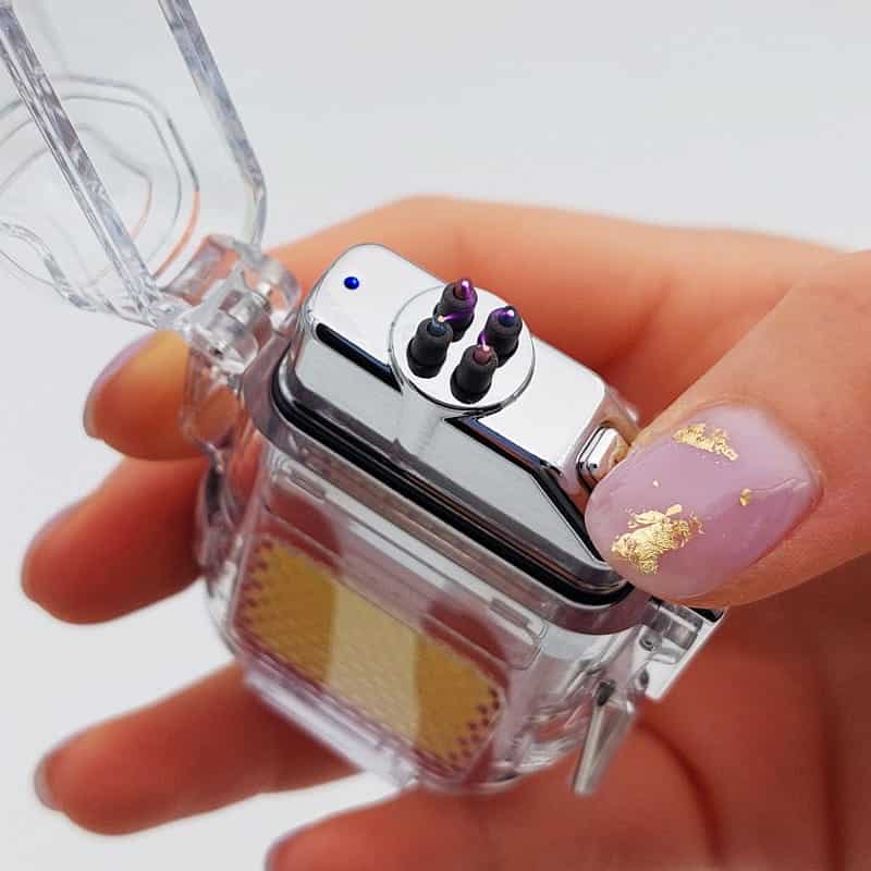 فندک الکتریکی (شارژی) چراغ قوه دار 12 فندک الکتریکی (شارژی) چراغ قوه دار