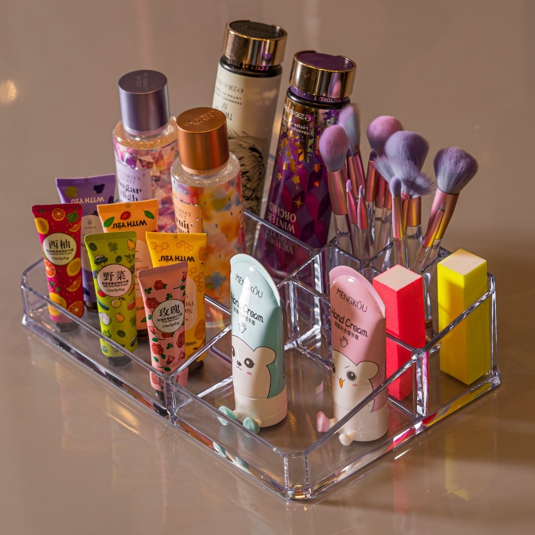 استند لوازم آرایش Beauty Box 9 استند لوازم آرایش Beauty Box