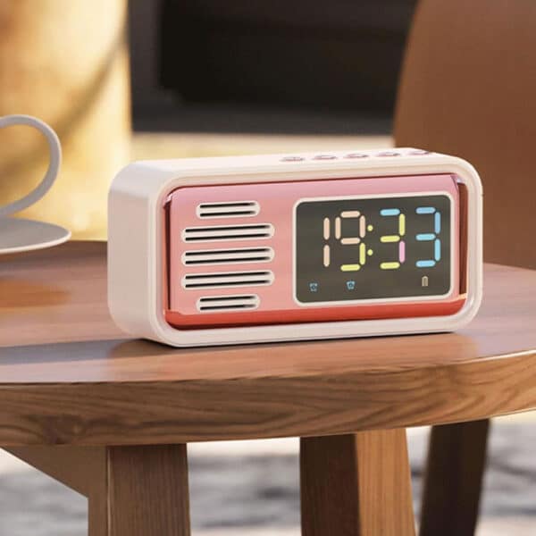 اسپیکر بلوتوثی ساعت دار مدل S22 12 اسپیکر بلوتوثی ساعت دار مدل S22