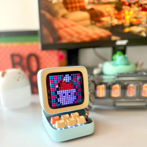 اسپیکر بلوتوثی هوشمند با نمایشگر پیکسلی مدل Divoom Ditoo 8 اسپیکر بلوتوثی هوشمند با نمایشگر پیکسلی مدل Divoom Ditoo