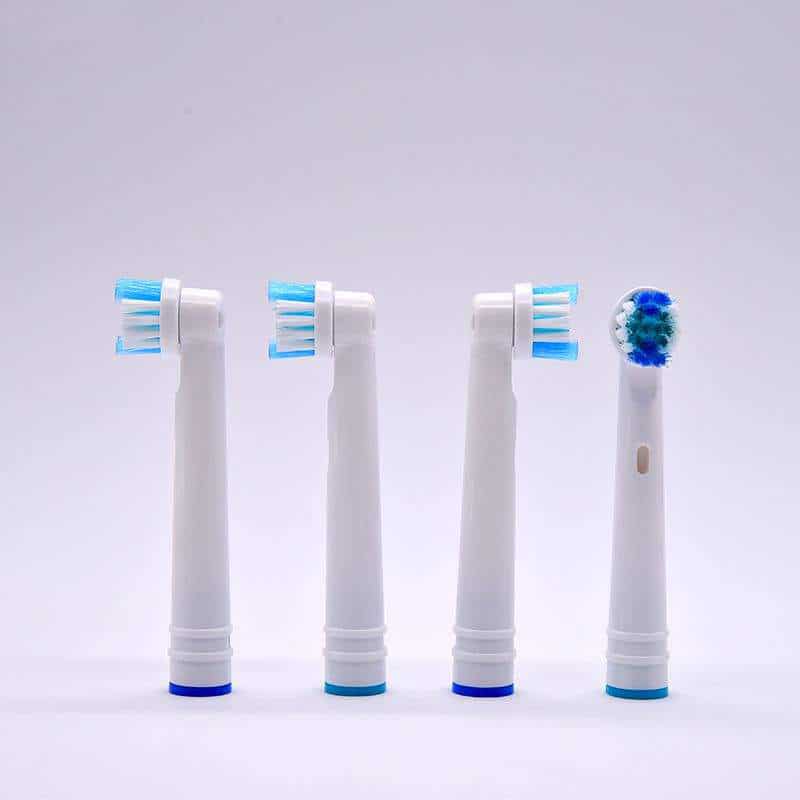 سری یدک مسواک برقی مدل 17s بسته 4 عددی 8 سری یدک مسواک برقی مدل 17s بسته 4 عددی