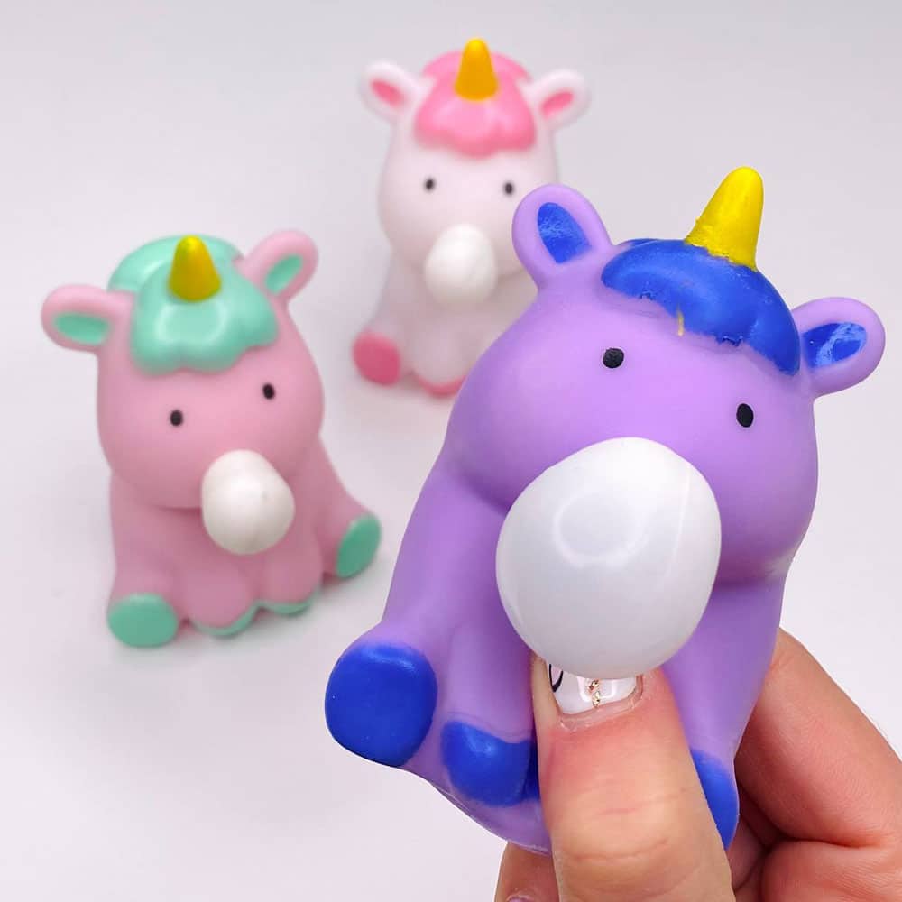 فیجت مدل یونیکورن طرح آدامس بادکنکی 4 فیجت مدل یونیکورن طرح آدامس بادکنکی