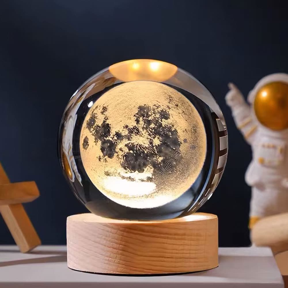 چراغ خواب گوی شیشه ای طرح ماه 1 چراغ خواب گوی شیشه ای طرح ماه