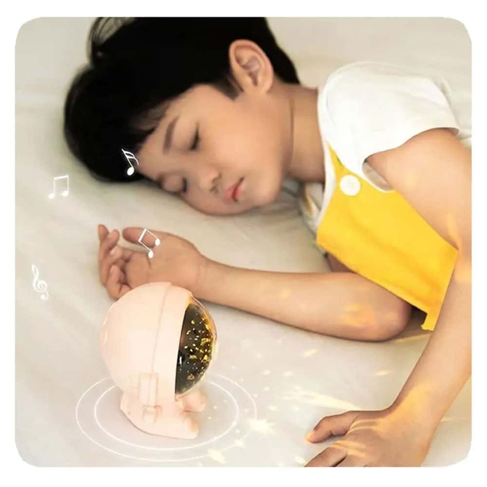 چراغ خواب اسپیکردار طرح فضانورد نشسته 5 چراغ خواب اسپیکردار طرح فضانورد نشسته