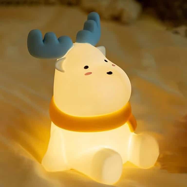 چراغ خواب سیلیکونی طرح گوزن شمالی 3 چراغ خواب سیلیکونی طرح گوزن شمالی